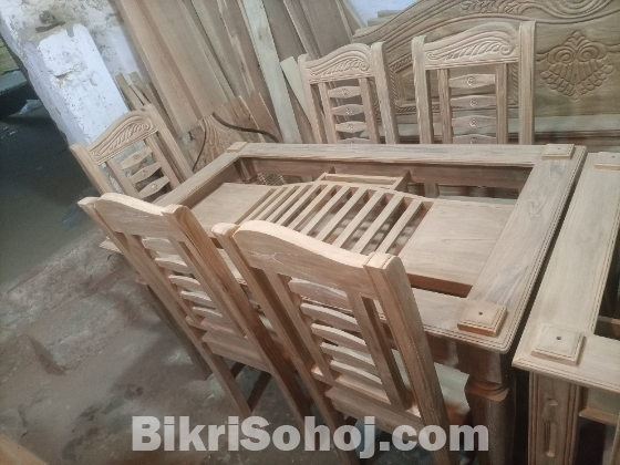 সেগুন কাঠের ডাইনিং টেবিল